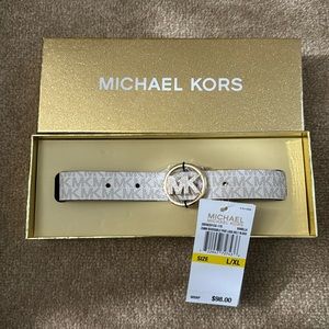 Michael Kors Belt in Box